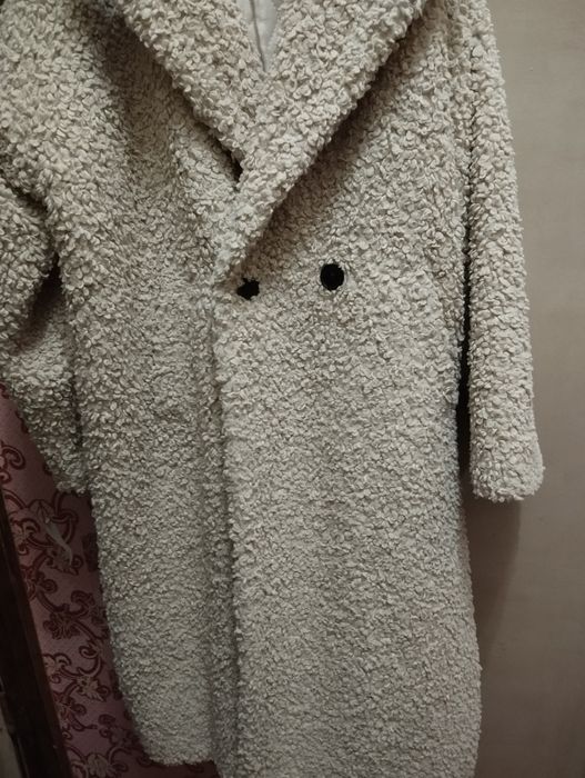 Зимнее женское пальто.