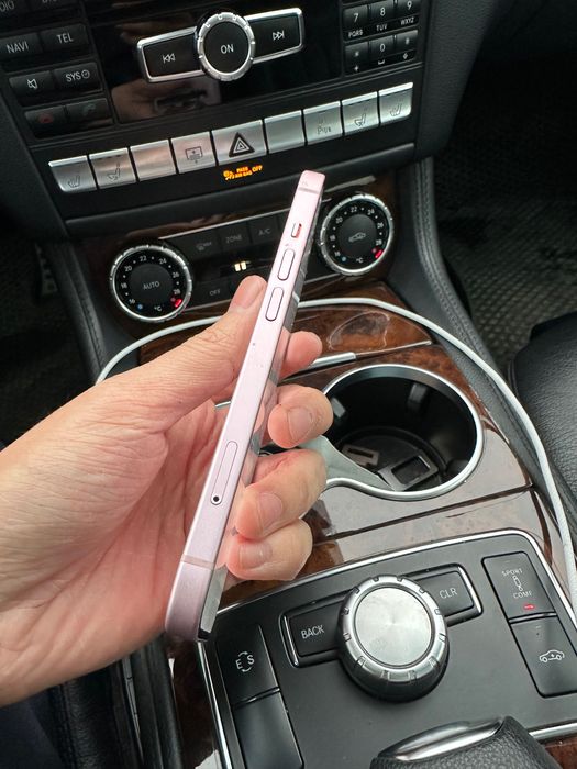 Продам iPhone 15 айфон 15