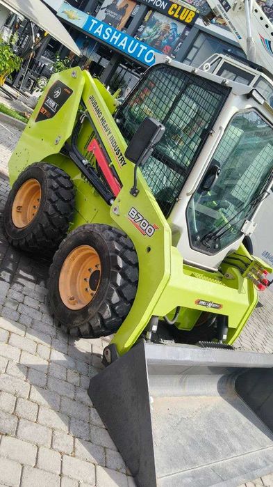Pogruzchik JB700