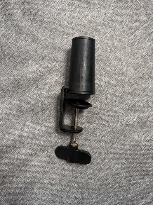 Shure MV7 микрофон + Shure рамо – комплект, използвани