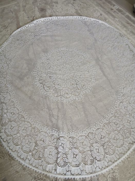 Скатерть на круглый стол