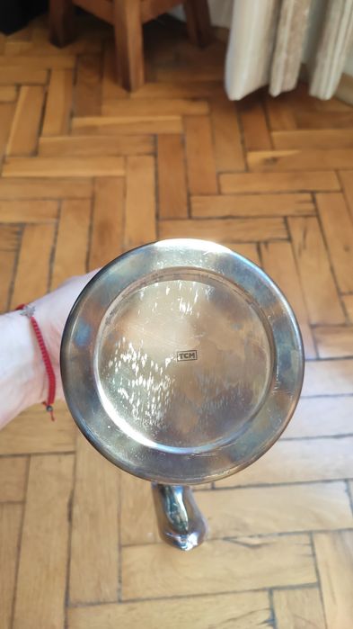 Кана с двойно дъно, чаши, подноси