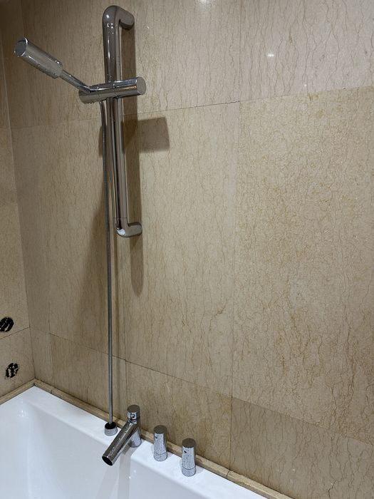 Смесители за баня - душ, батерии