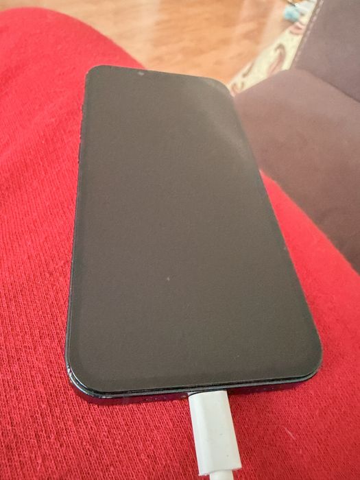 iphone 13 , 84 la baterie stare buna , display schimbat