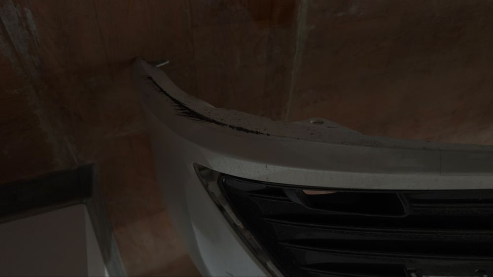 Продается бамер и капот от Камри 75