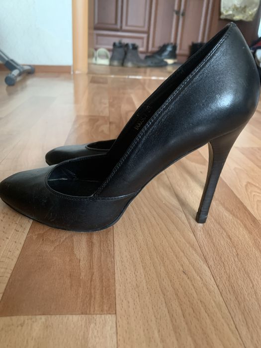 Отдадим туфли бесплатно