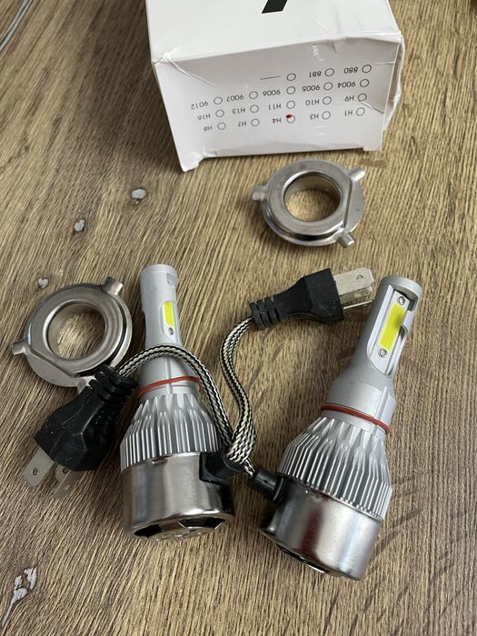Set becuri led auto H4 H7 H13