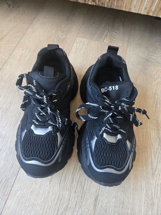 Маратонки" Карма"