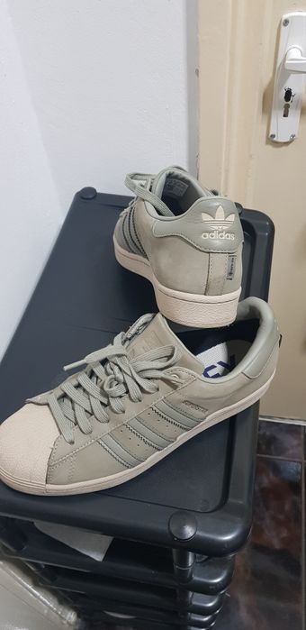 Vand adidași superstar goretex