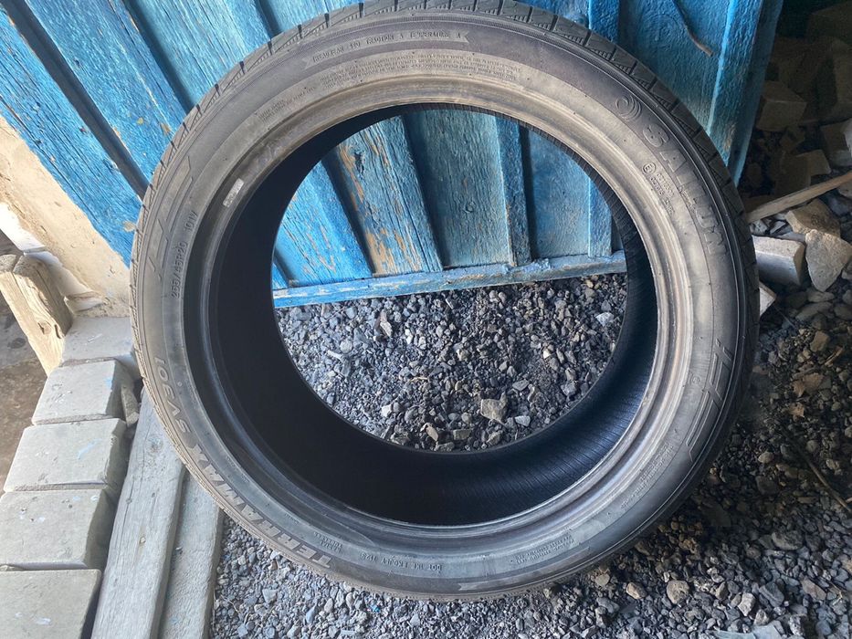 Летние шины 255/45R20