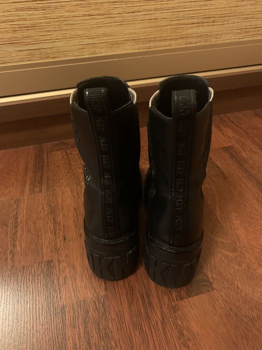 Ботинки женские, кожа, челси, DKNY (оригинал)