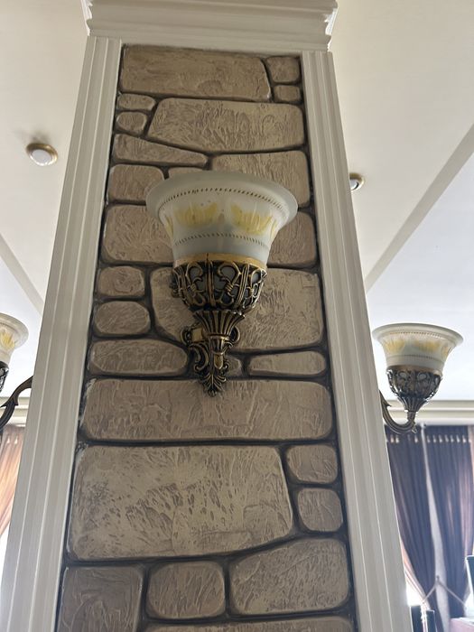 Продам плафоны, в хорошем состояние, рабочие.