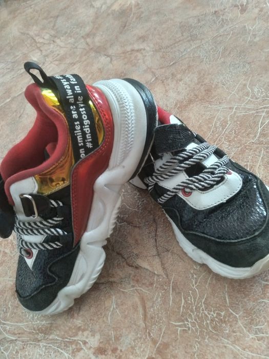 Продам дет.обувь не дорого