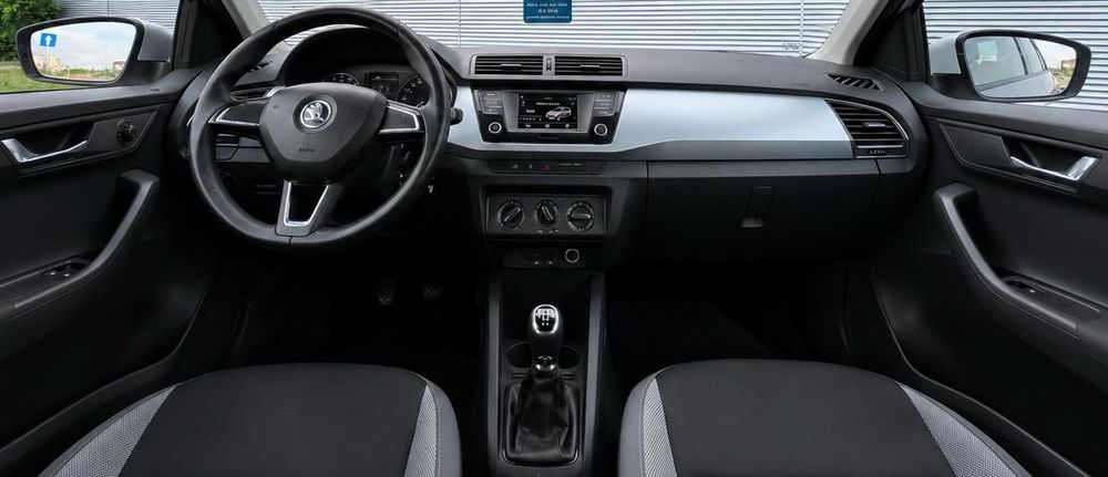 SKODA Fabia 2017 — imagine 3