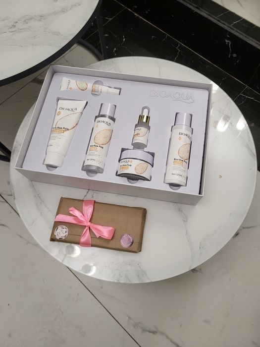 Подарок для девушки комбо