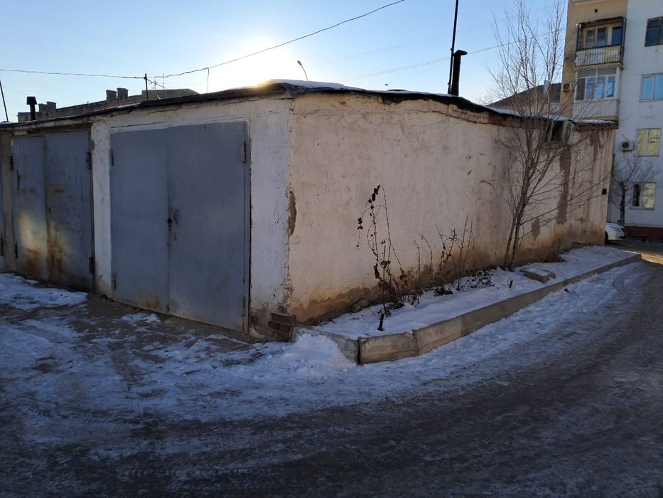 Продаётся Гораж в центре