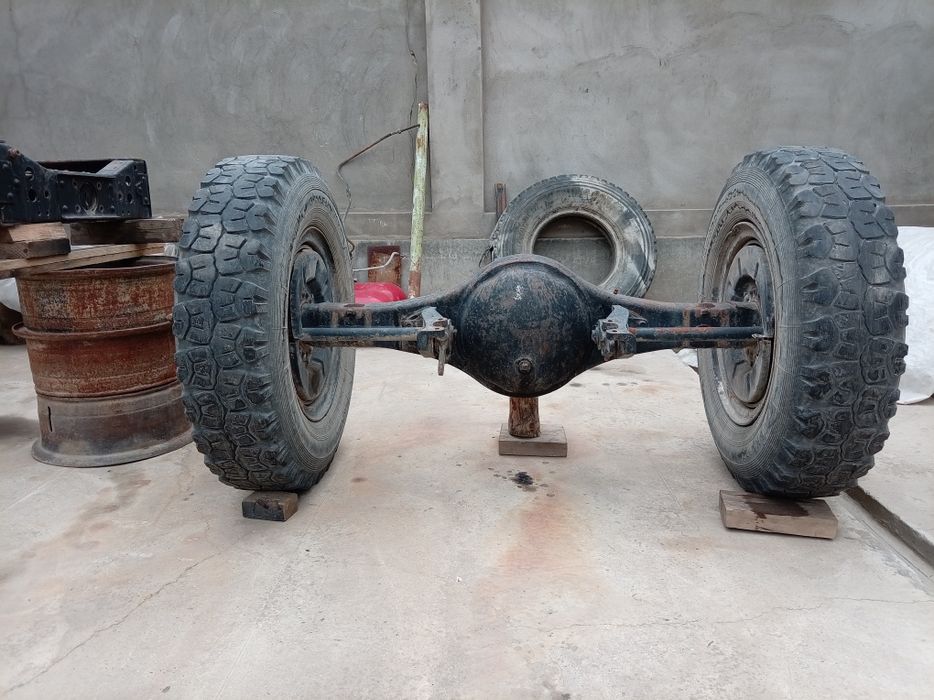 Zil 131 rama zadni most peredok