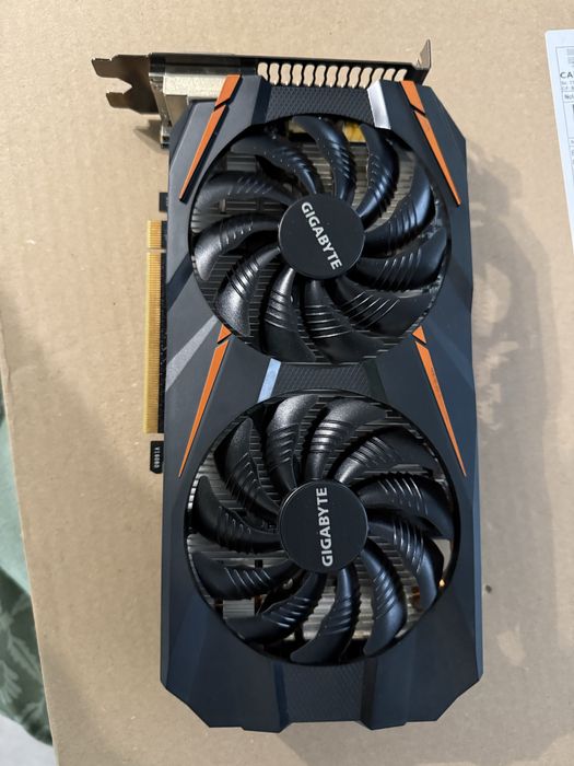 Kit gaming / gtx 1060 6gb/ i5 10400f/ sursa 550v/ placa de baza