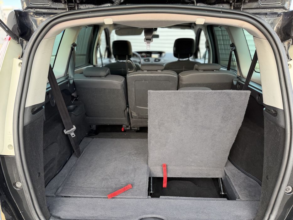 Renault Grand Scenic 1.5 Dci 110 CP