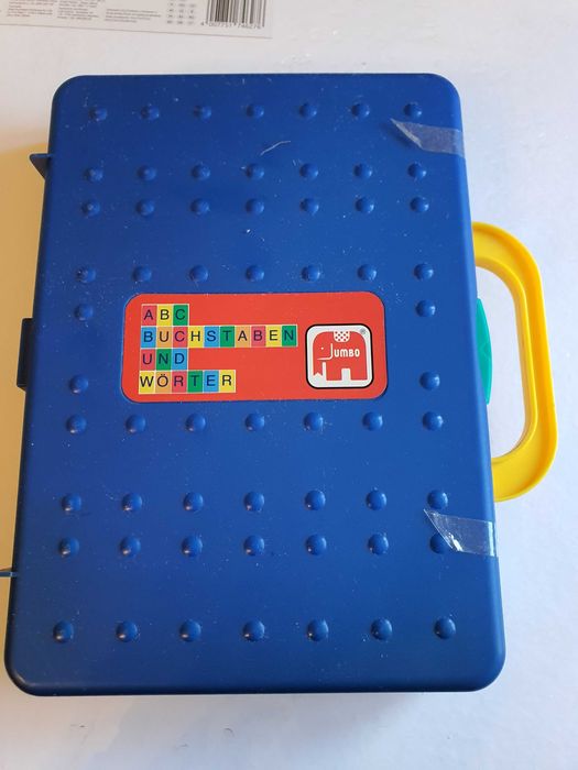 Joc de invatare a literelor si a cuvintelor în germana