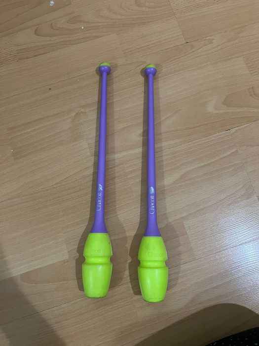 Гимнастический булавы