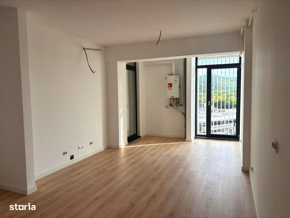 Apartament 2 camere, finisat, 49mp + balcon, bloc nou, zona BMW, Flore