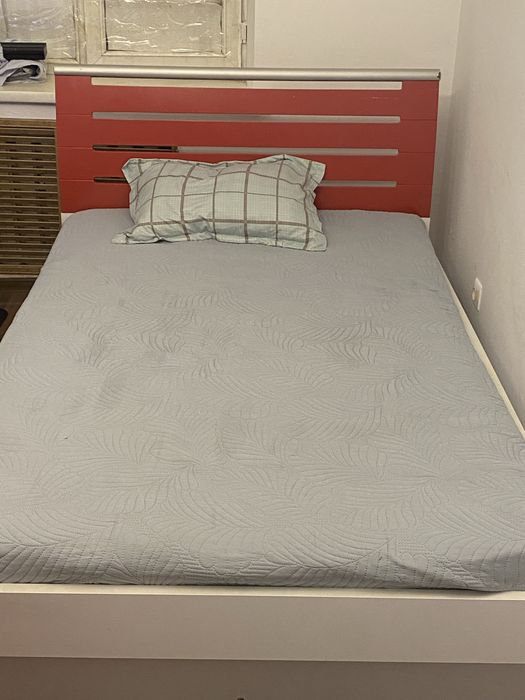 Комплект мебели в детскую