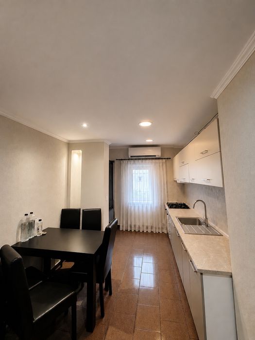 Apartament de închiriat