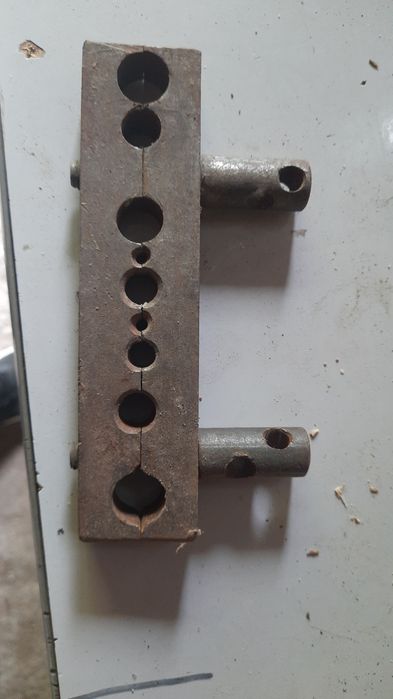 Polizor,slefuitor, Strung, banc de lucru,masă tamplar, cuie,