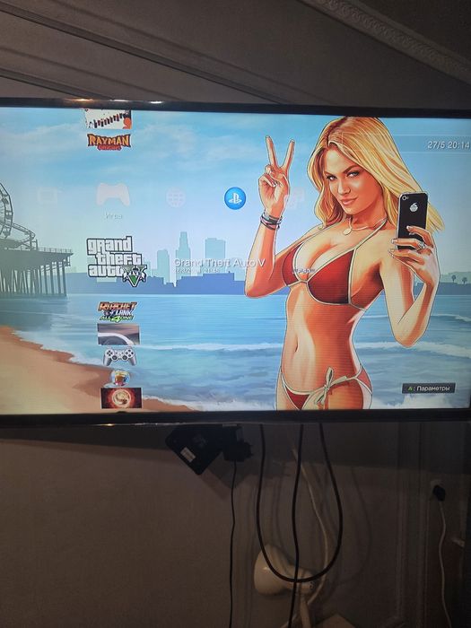 Продам Пс3 прошитую 15 игр