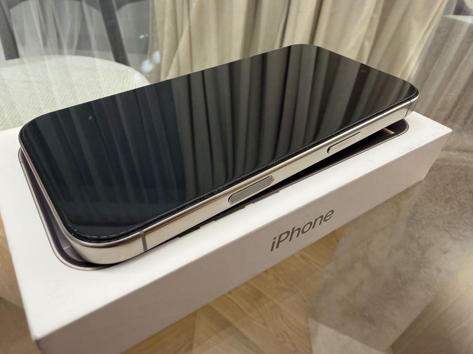 iPhone 16 pro 256GB Natural Titanium - Като н ов , EU version