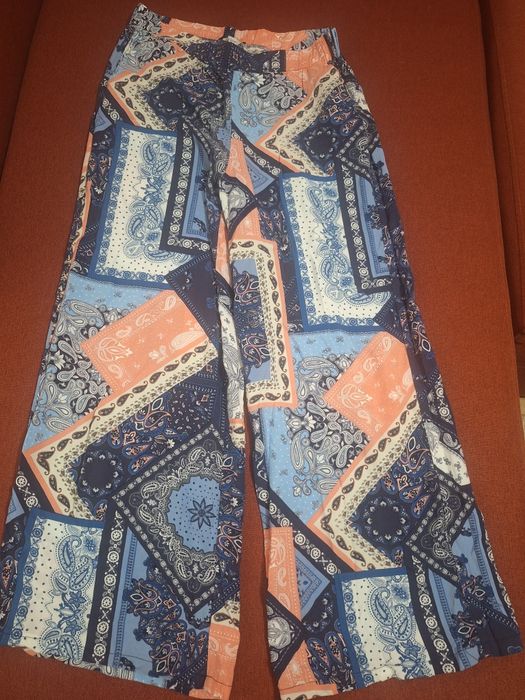 Pantaloni largi marimea 40