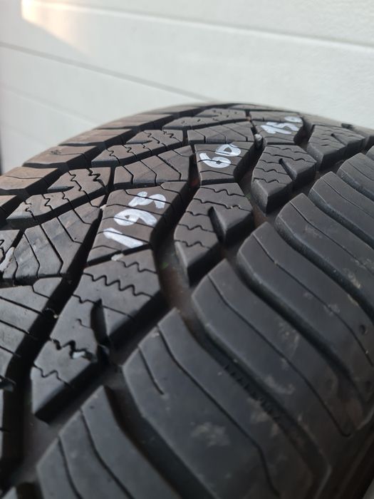 Всесезонни гуми 2 броя BARUM Qurtaris5 195 60 R15 дот 2723