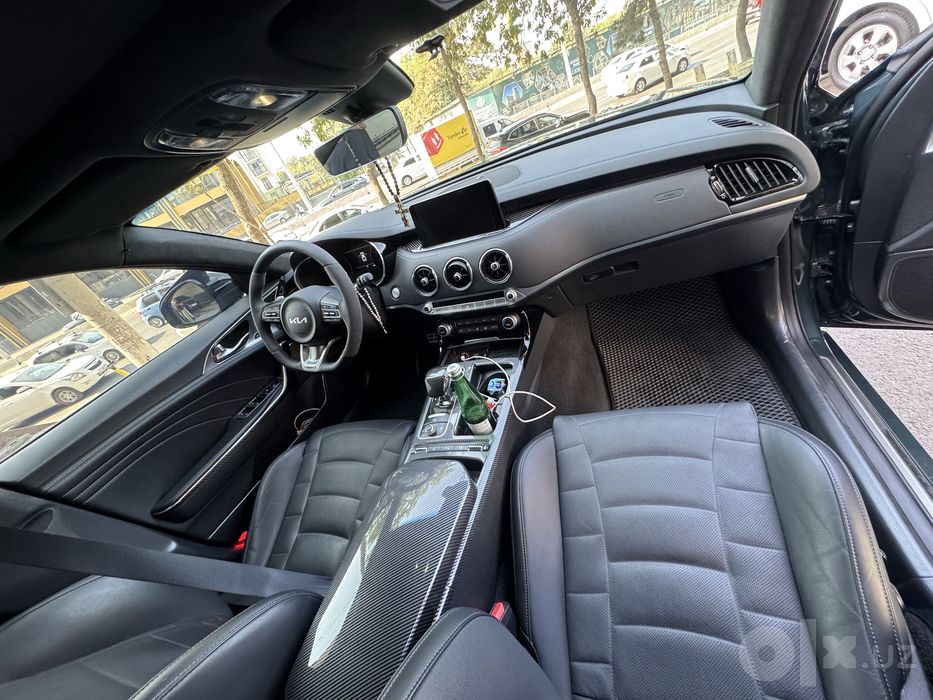 Kia stinger 3.3 twinturbo
