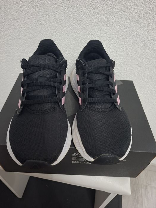 Маратонки Adidas