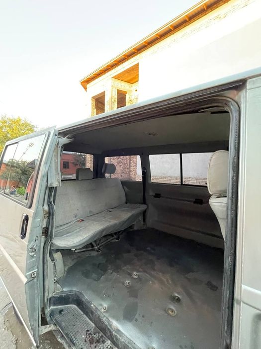 продается Volkswagen T4 минивен 1992 года новый мотор в идеальале