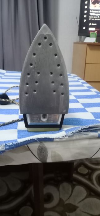Утюг советский паровой