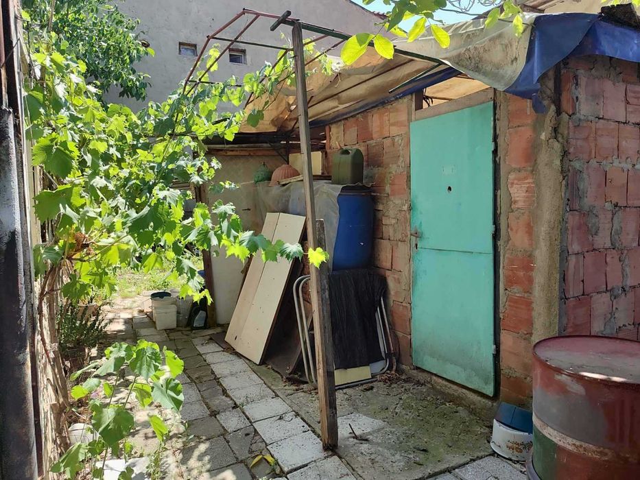 Продава се Къща в Добрич, Христо Ботев - 100 кв.м за 944 €/кв.м - Снимка #12