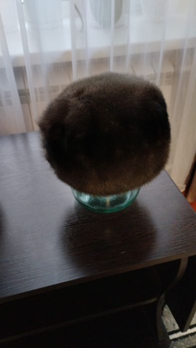 Продаю шапки норковые