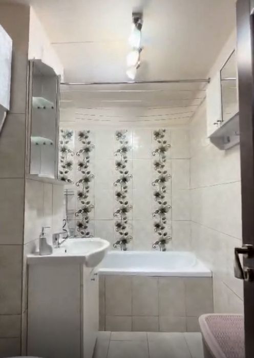 Apartament doua camere oferit spre  inchiriere de proprietar  Calea Lipovei