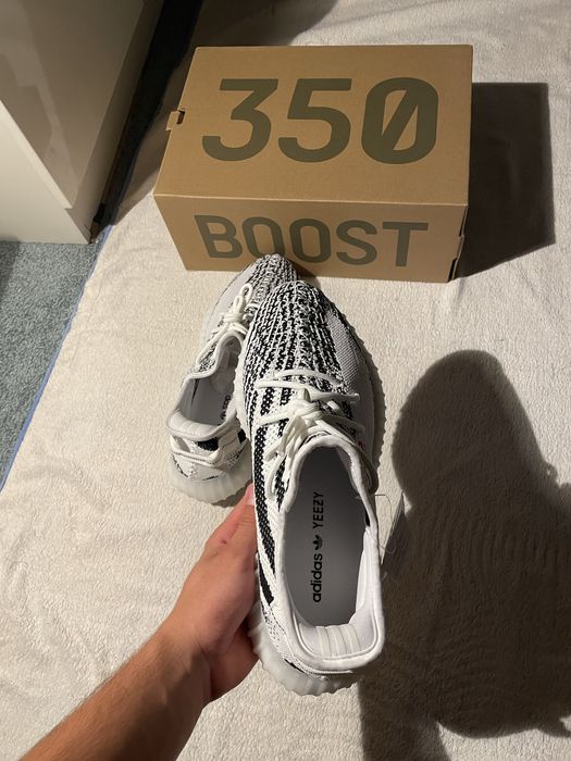 Yeezy 350 Boost Zebra