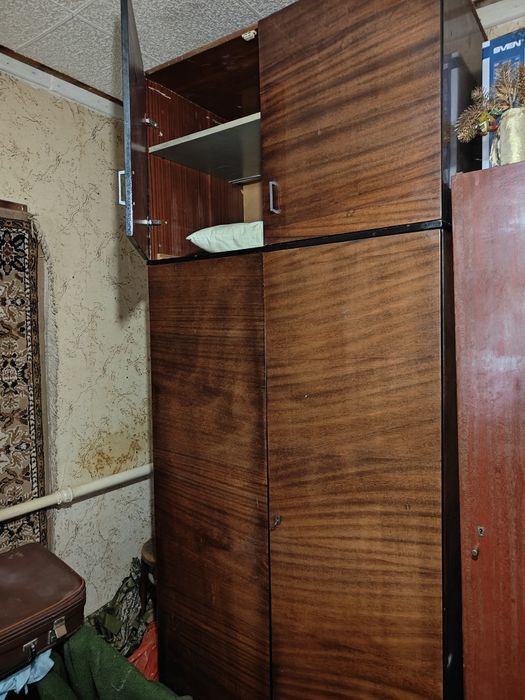 Продам шкаф для одежды,б/у