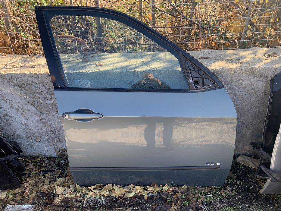Продаваме врати за бмв х5 е70 bmw x5 e70