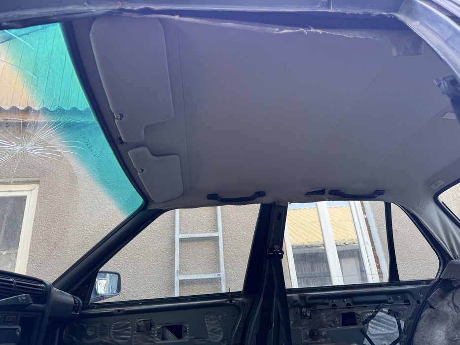 BMW E30 без мотора без коробки