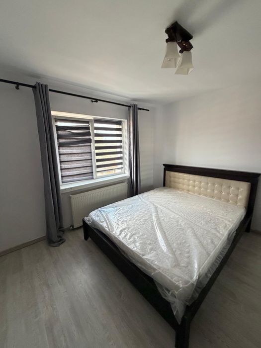 Inchiriez apartament horezu