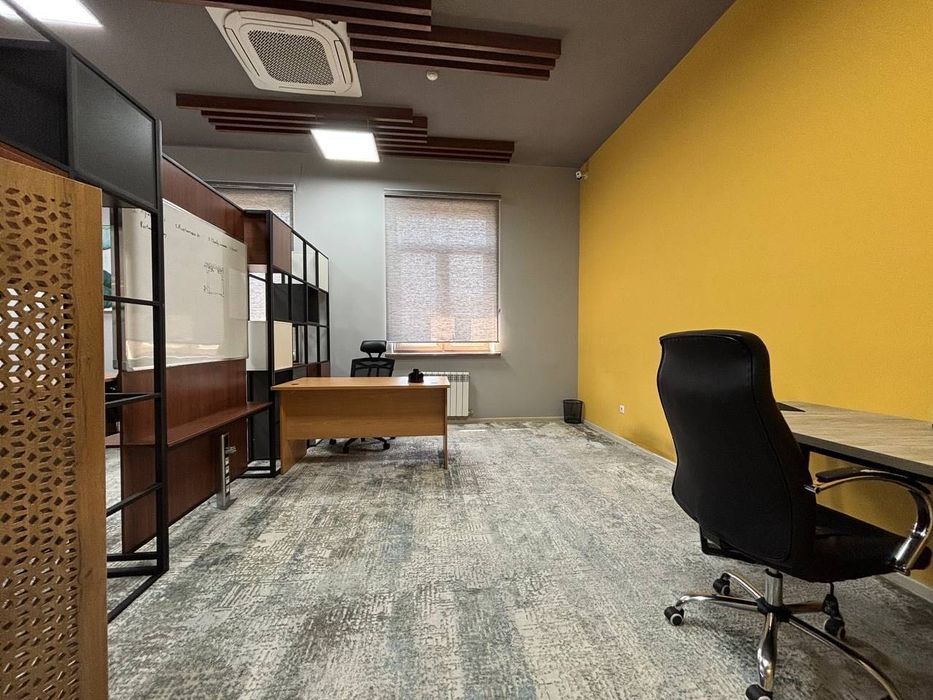 Сдается офис Универсам 360м2
