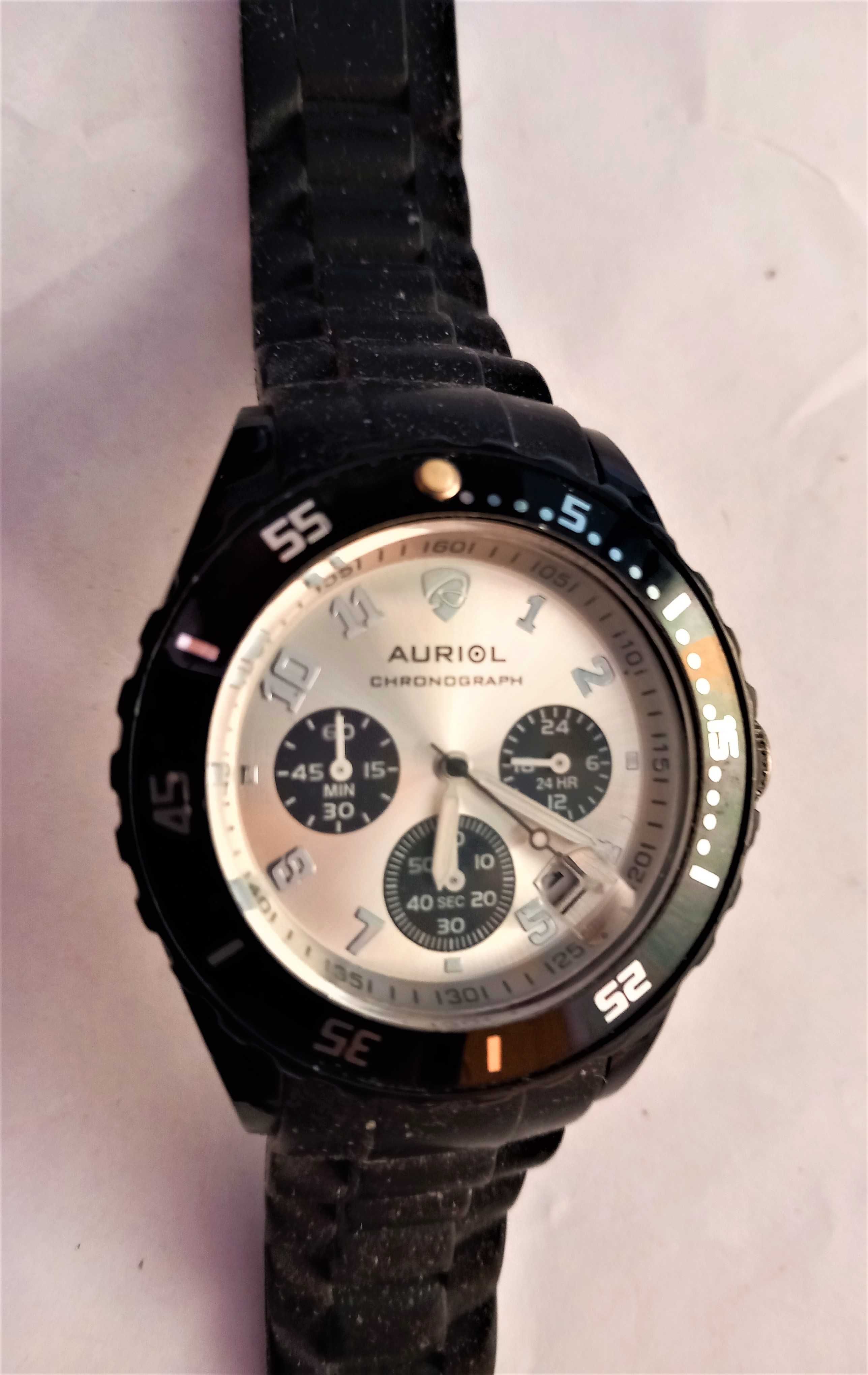 Auriol chronograph clearance