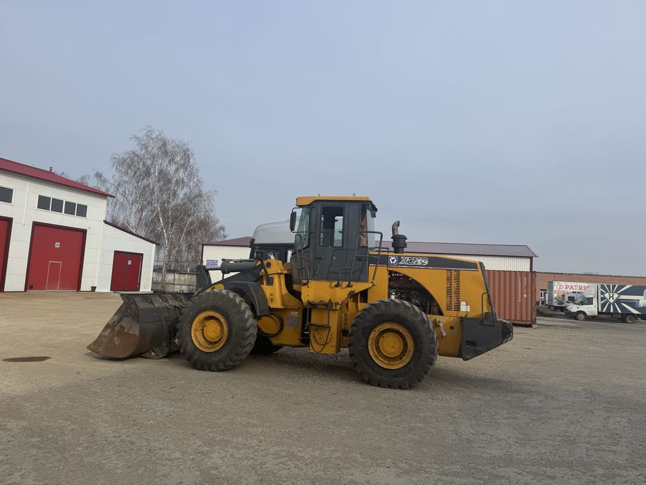 Продам погрузчик 3куб в очень хорошем состоянии