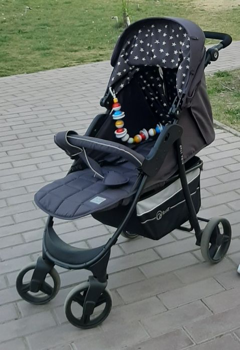 Продам детскую коляску