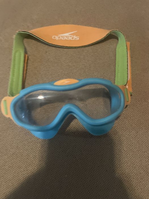 Очила за плуване speedo